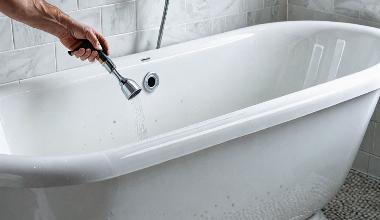 Bathtub refinishing service